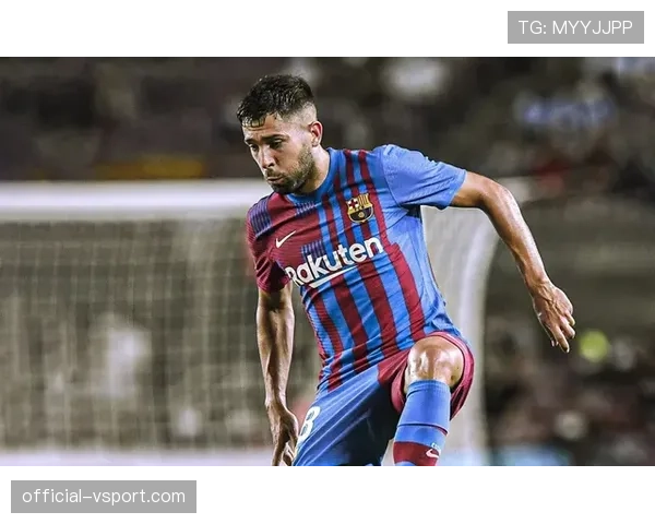 波格巴转型组织核心：长传直塞如何重塑其撕裂防线的中场角色